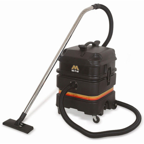WET/DRY VACUUM