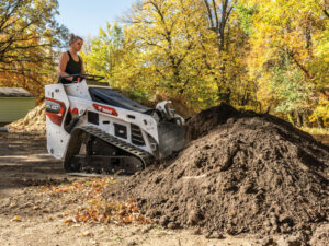 BOBCAT MINI-LOADER  /  MT100